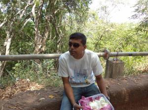 Taking  a rest while climbing girihadu seya-Thiriyaya