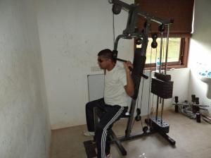 Exersising to upper body with Total gym 2